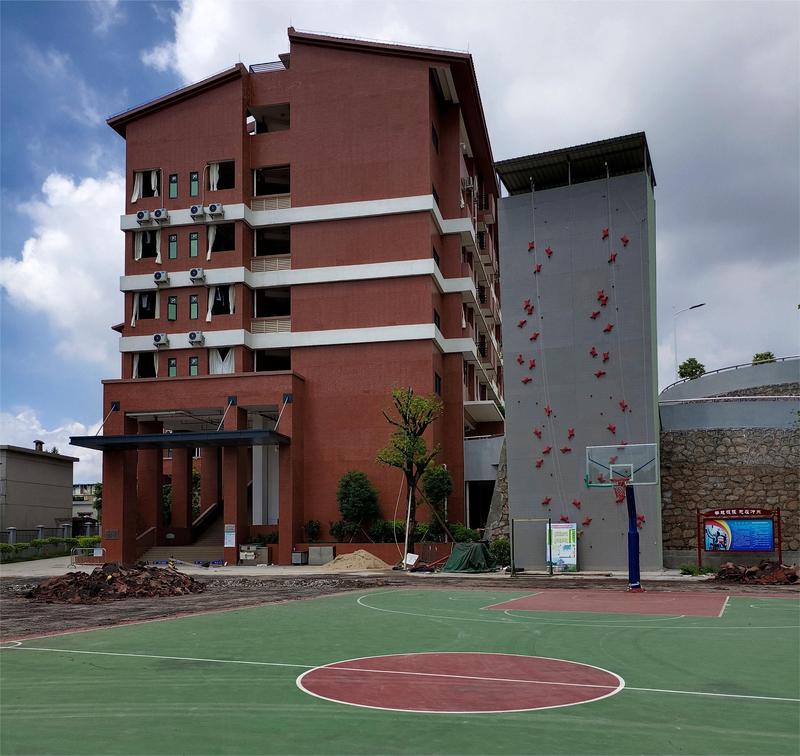 学校.jpg